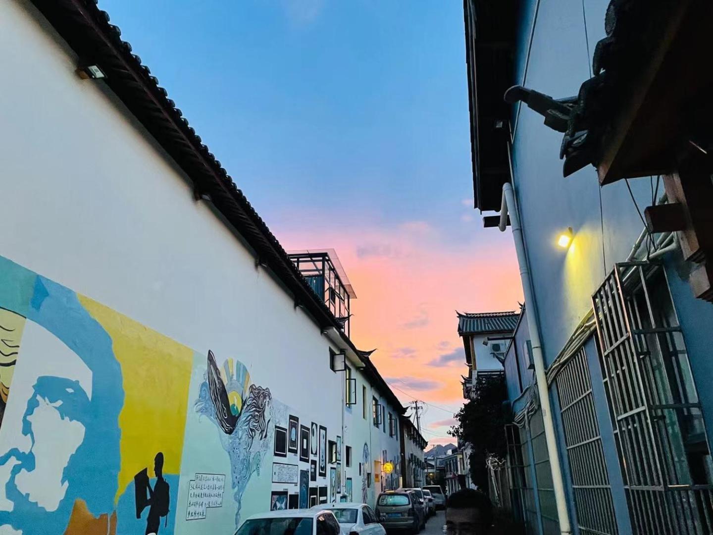 Lijiang Desti Youth Park Hostel Экстерьер фото