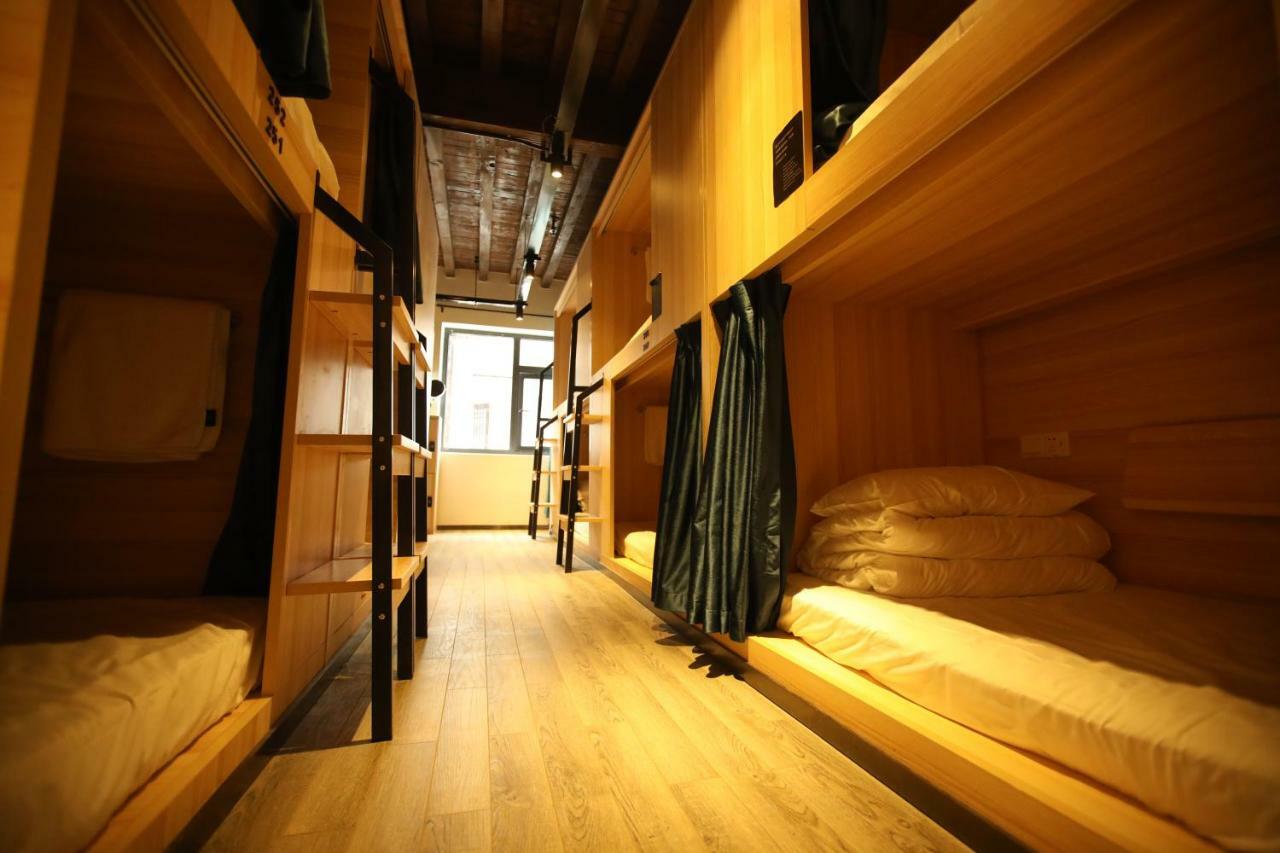 Lijiang Desti Youth Park Hostel Экстерьер фото